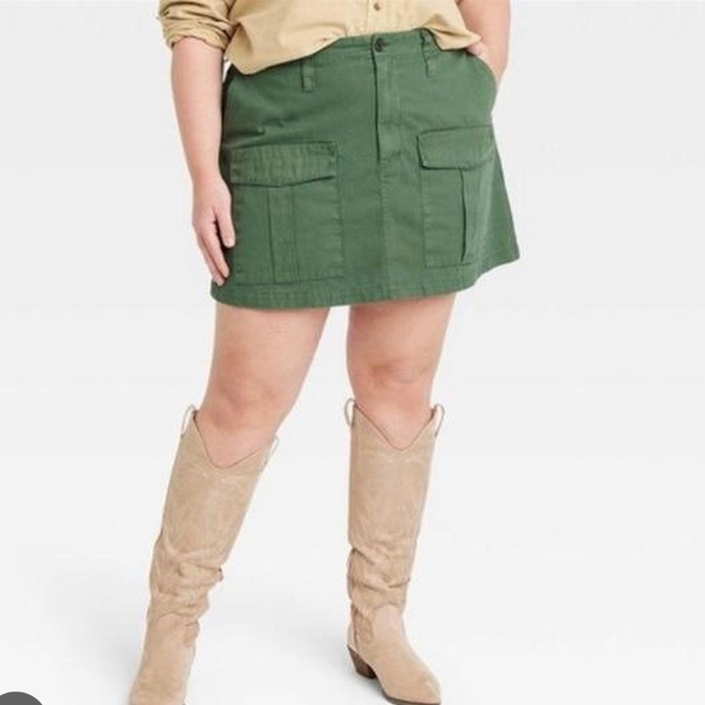 Universal Thread Green Cargo Skirt Adjustable Waist - Picture 9 of 10
